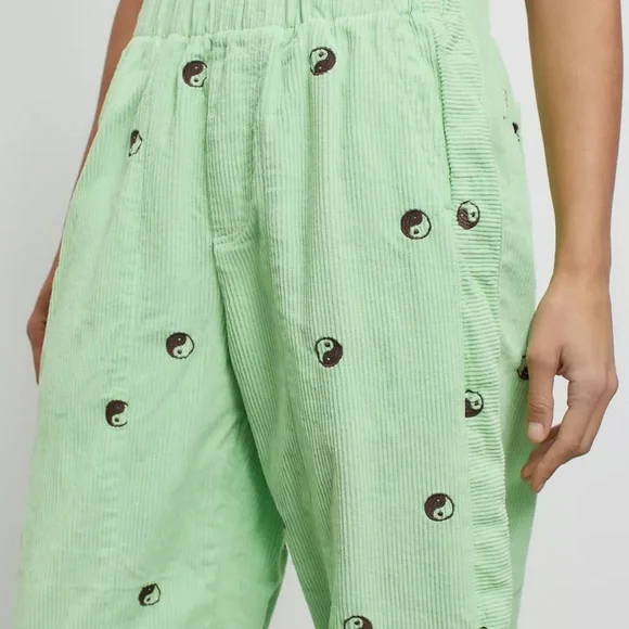 BDG Zaria Embroidered Corduroy Pull On Pant - Picture 4 of 6